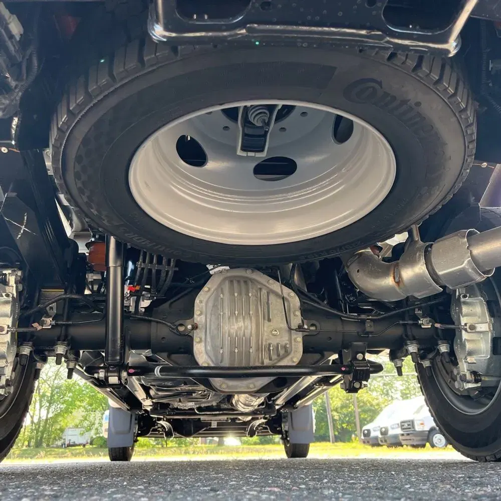 2025 Ford F-450 Super Duty Platinum