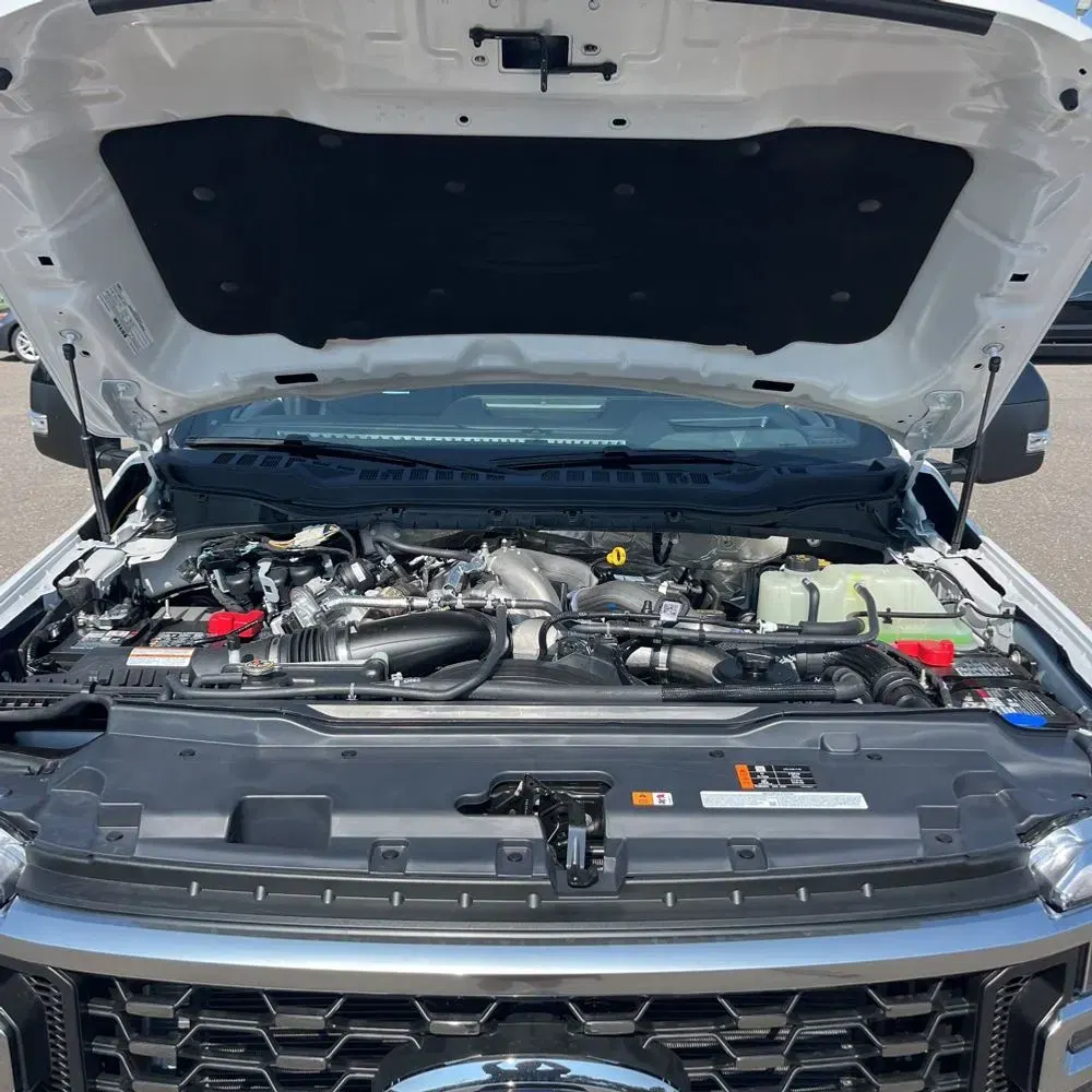 2025 Ford F-450 Super Duty Platinum