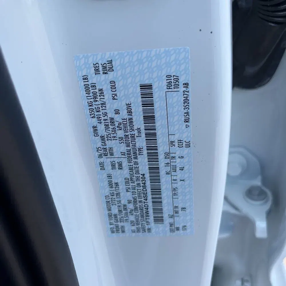 2025 Ford F-450 Super Duty Platinum