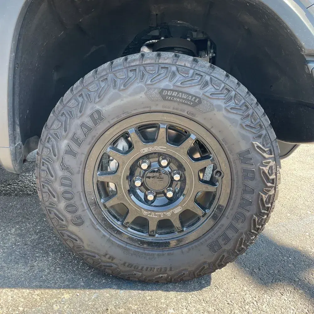 2024 GMC Sierra 1500 AT4X
