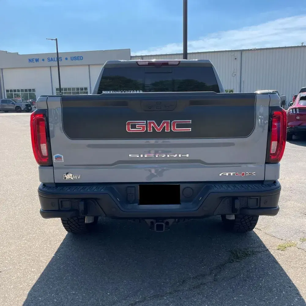 2024 GMC Sierra 1500 AT4X