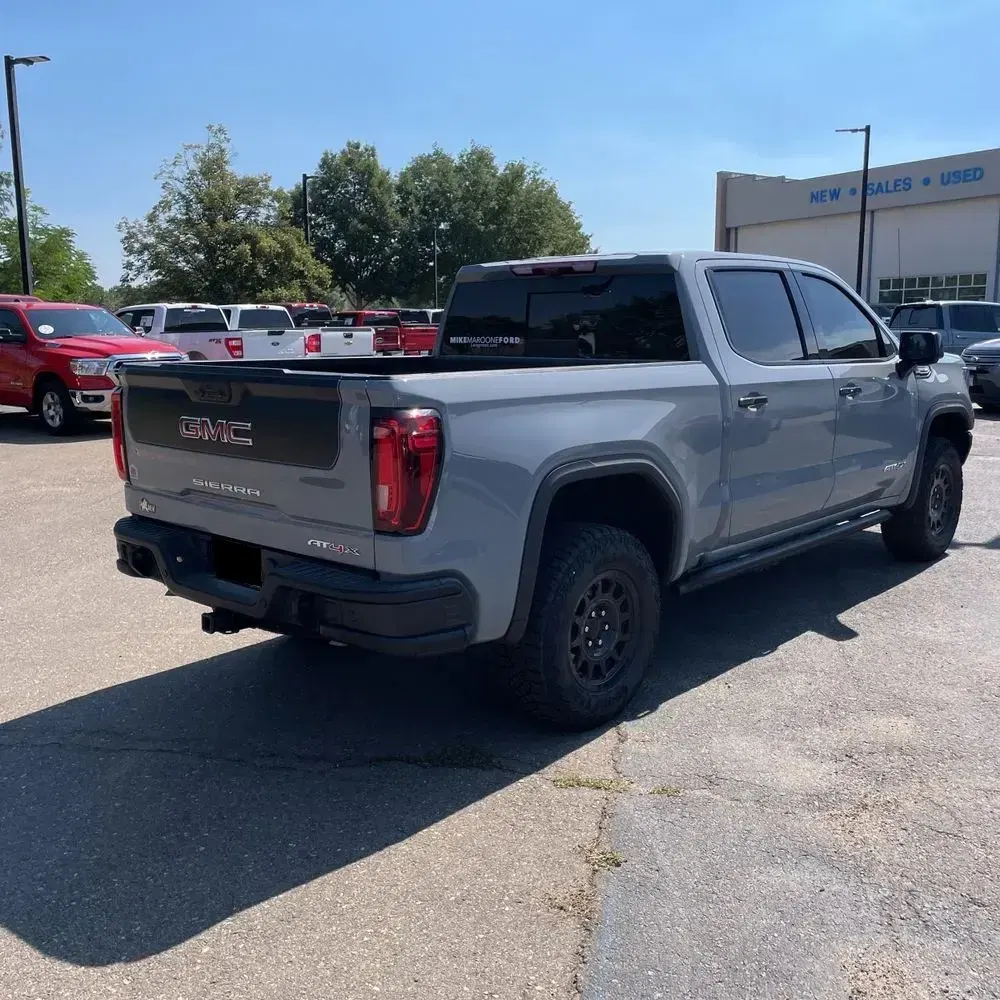 2024 GMC Sierra 1500 AT4X