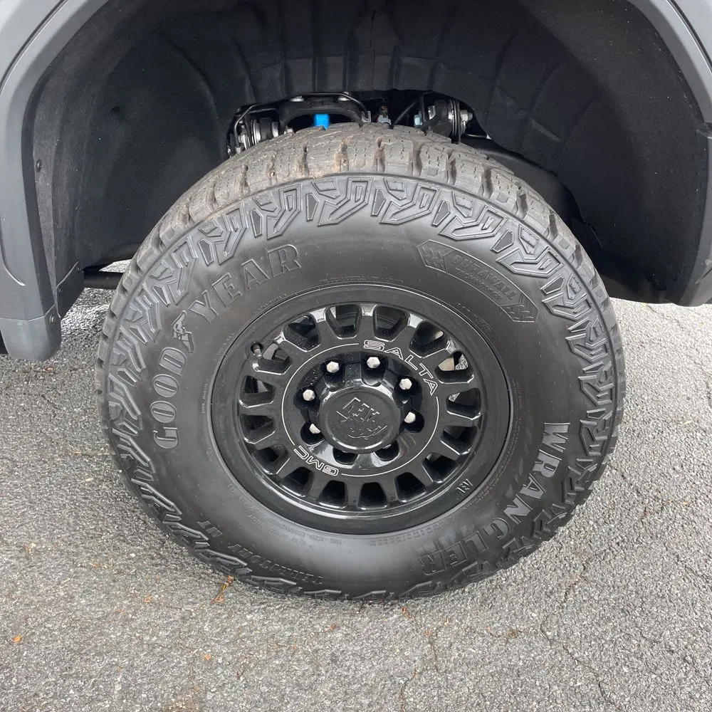 2025 GMC Sierra 2500HD AT4X