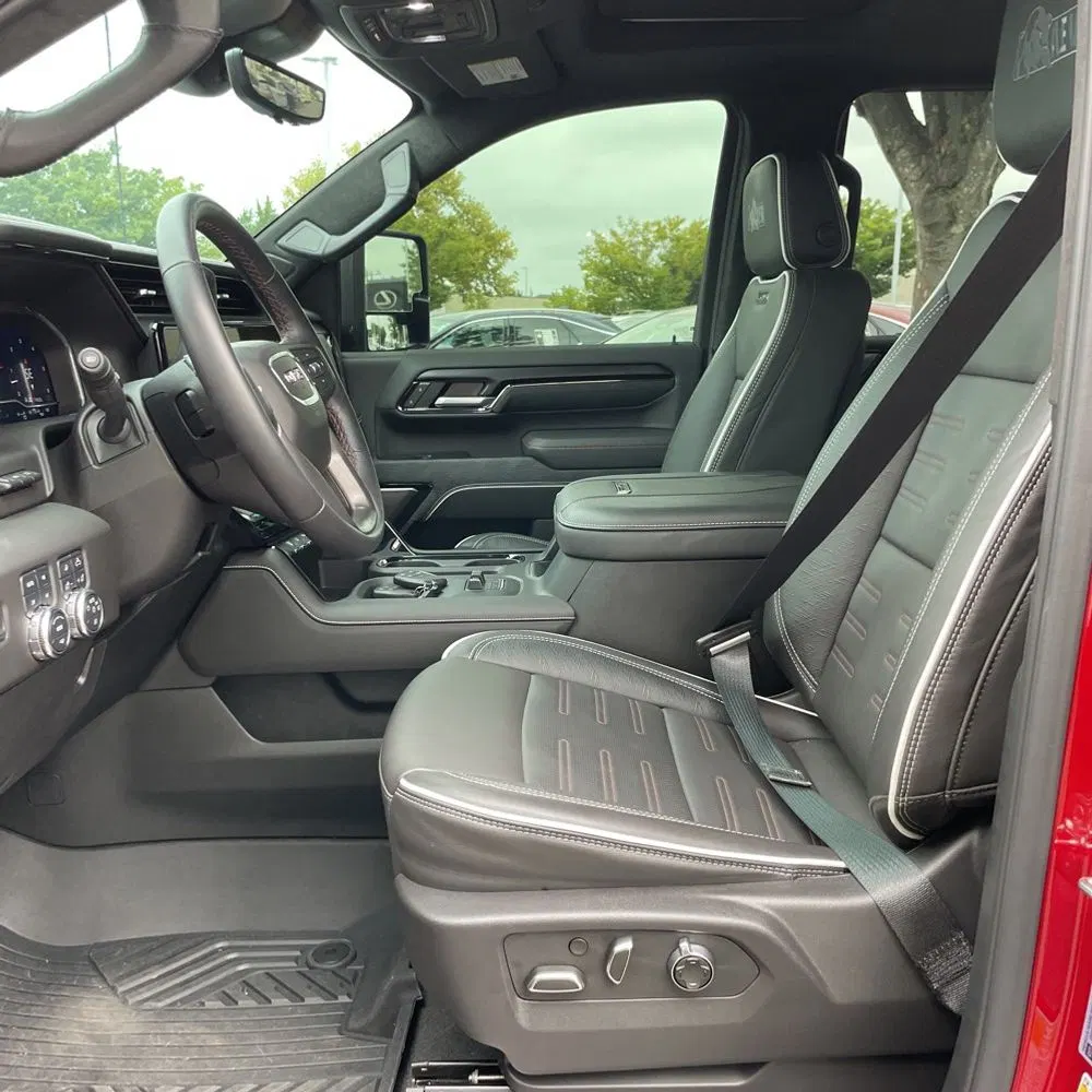 2025 GMC Sierra 2500HD AT4X