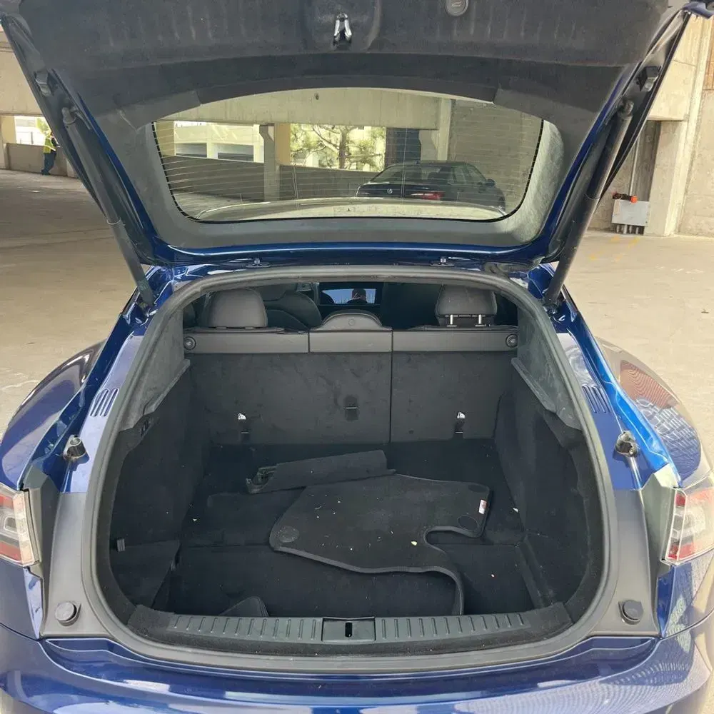 2021 Tesla Model S Plaid