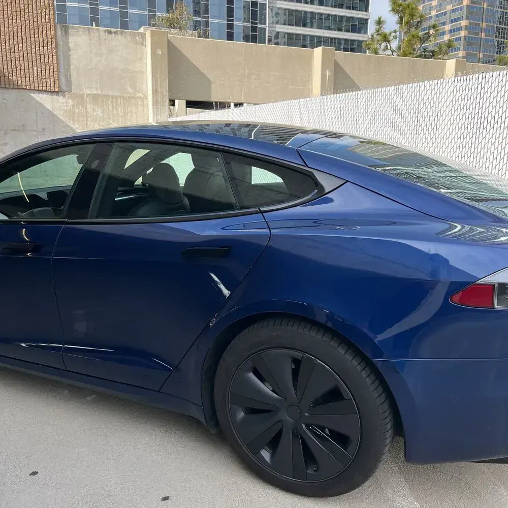 2021 Tesla Model S Plaid