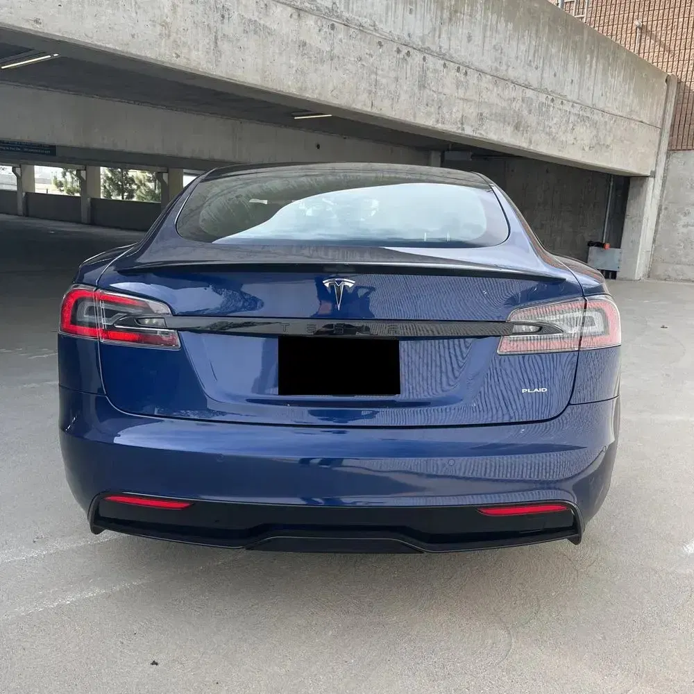 2021 Tesla Model S Plaid