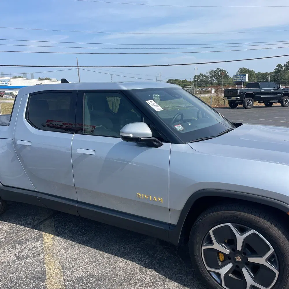 2022 Rivian R1T Adventure
