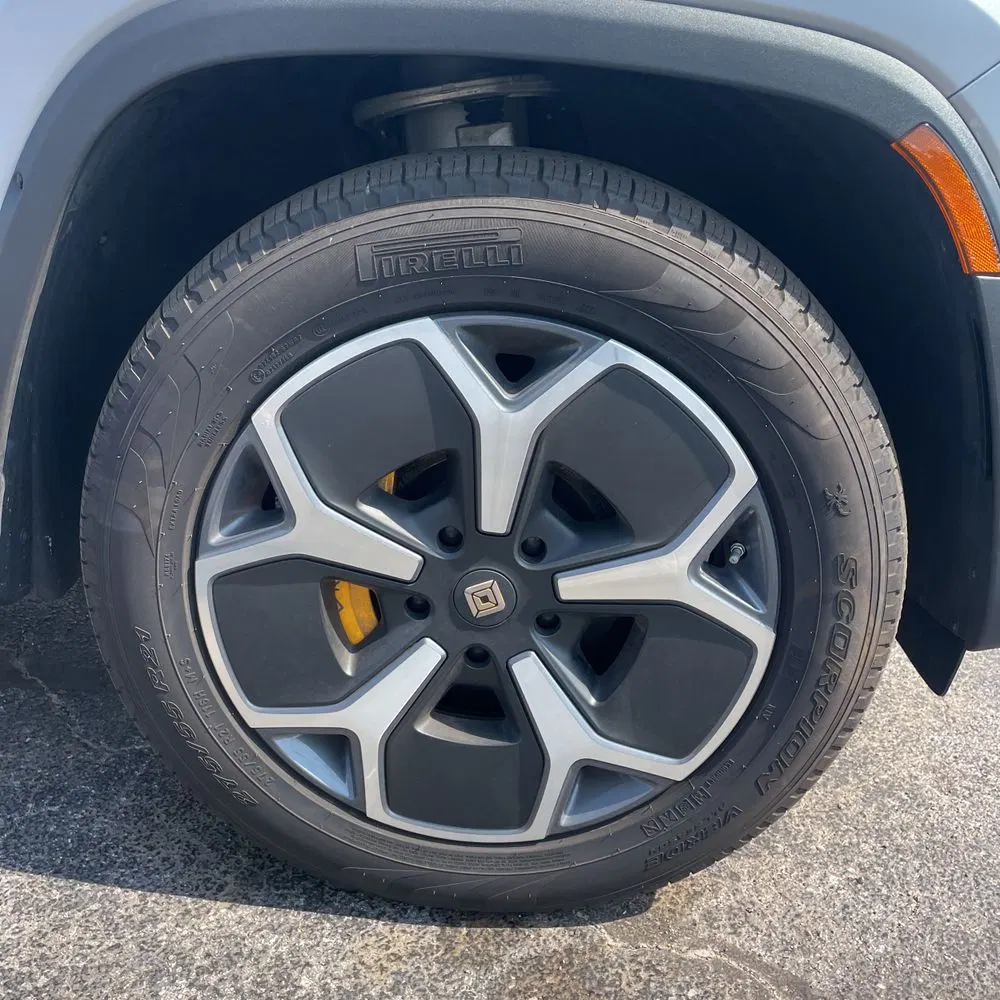 2022 Rivian R1T Adventure