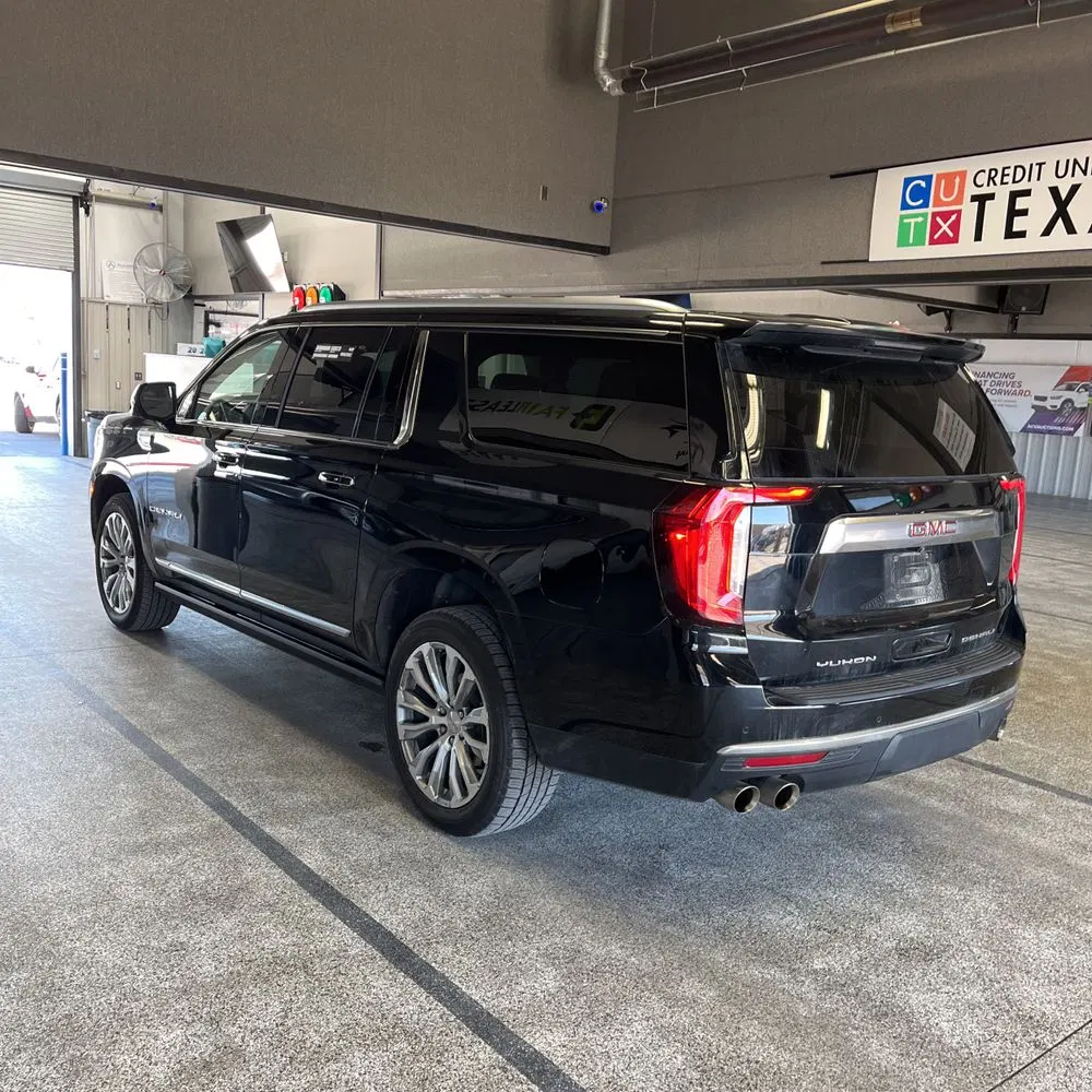 2023 GMC Yukon XL Denali