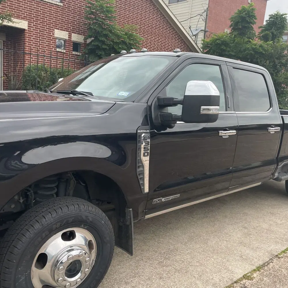 2023 Ford F-350 Super Duty Platinum