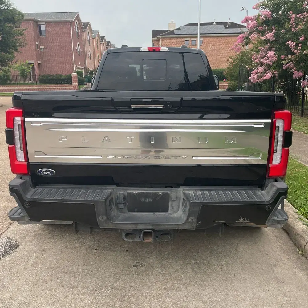 2023 Ford F-350 Super Duty Platinum