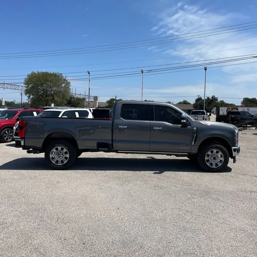 2024 Ford F-350 Super Duty Lariat