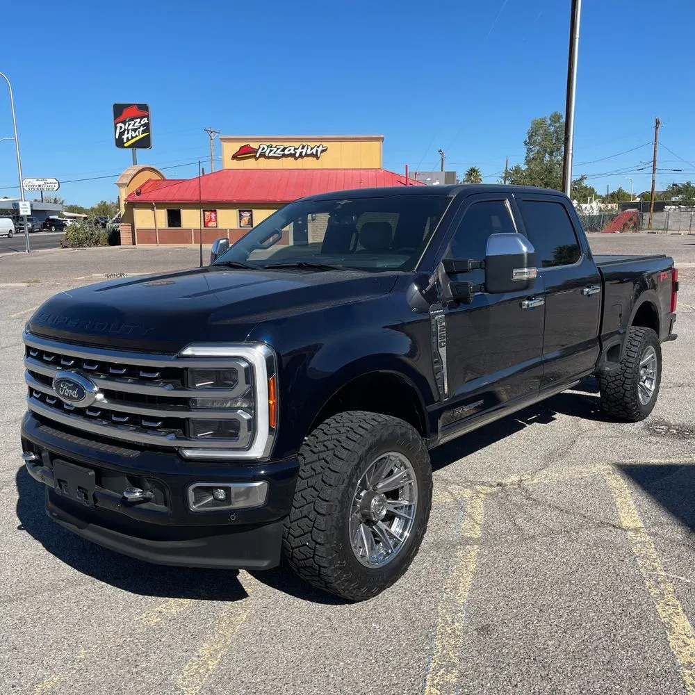2023 Ford F250 S/D Platinum