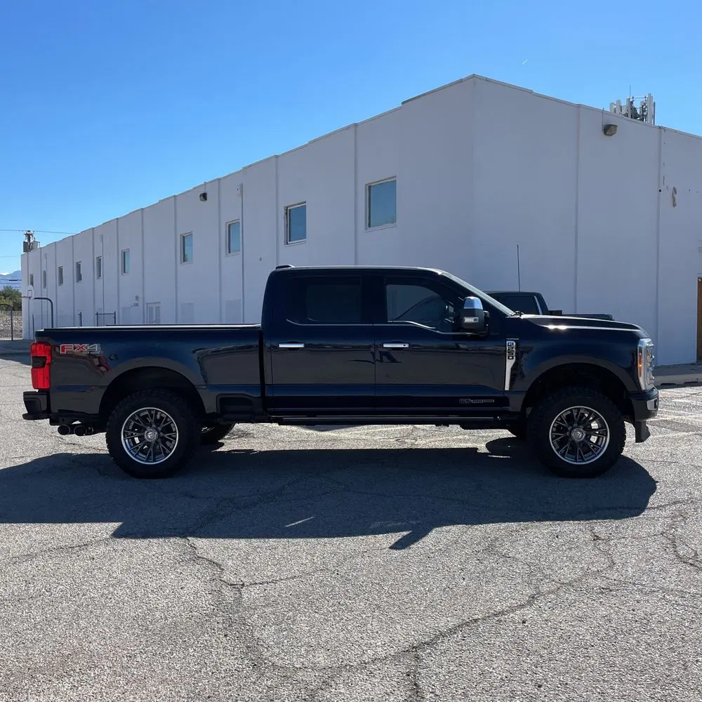 2023 Ford F250 S/D Platinum