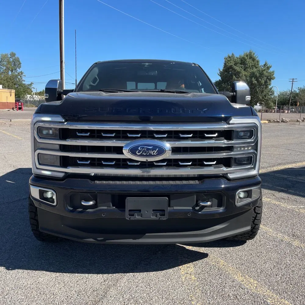 2023 Ford F250 S/D Platinum