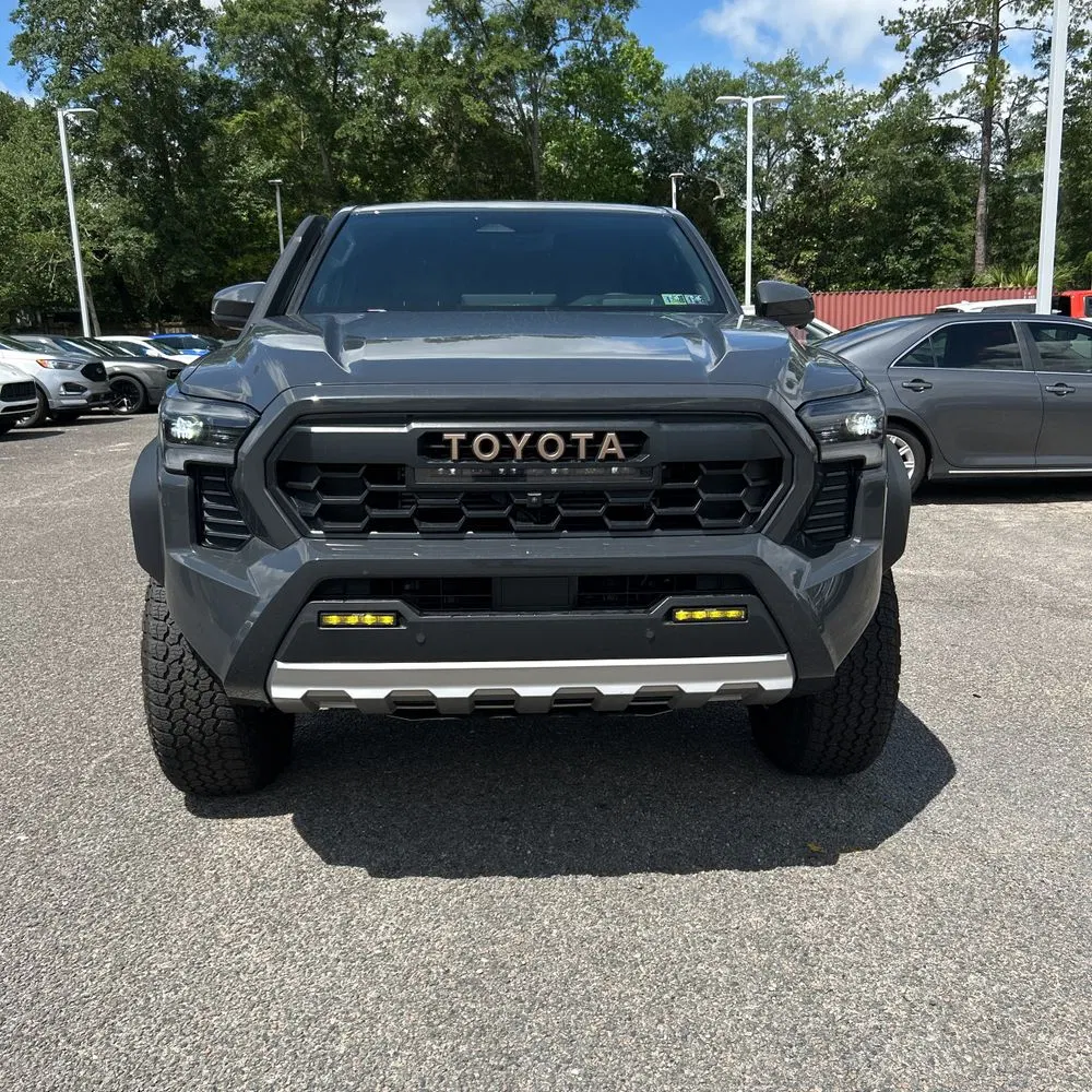 2024 Toyota Tacoma Trailhunter HV
