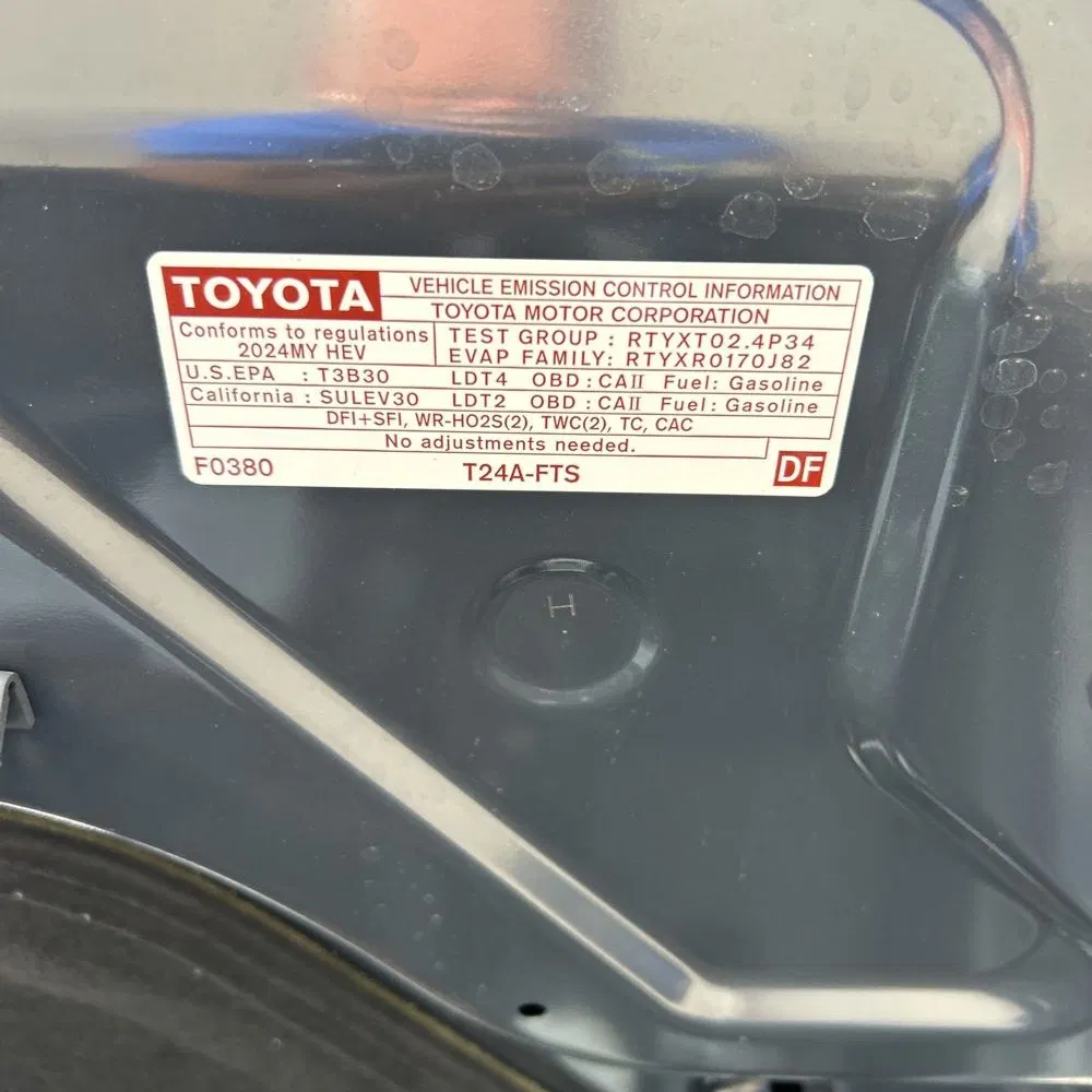 2024 Toyota Tacoma Trailhunter HV