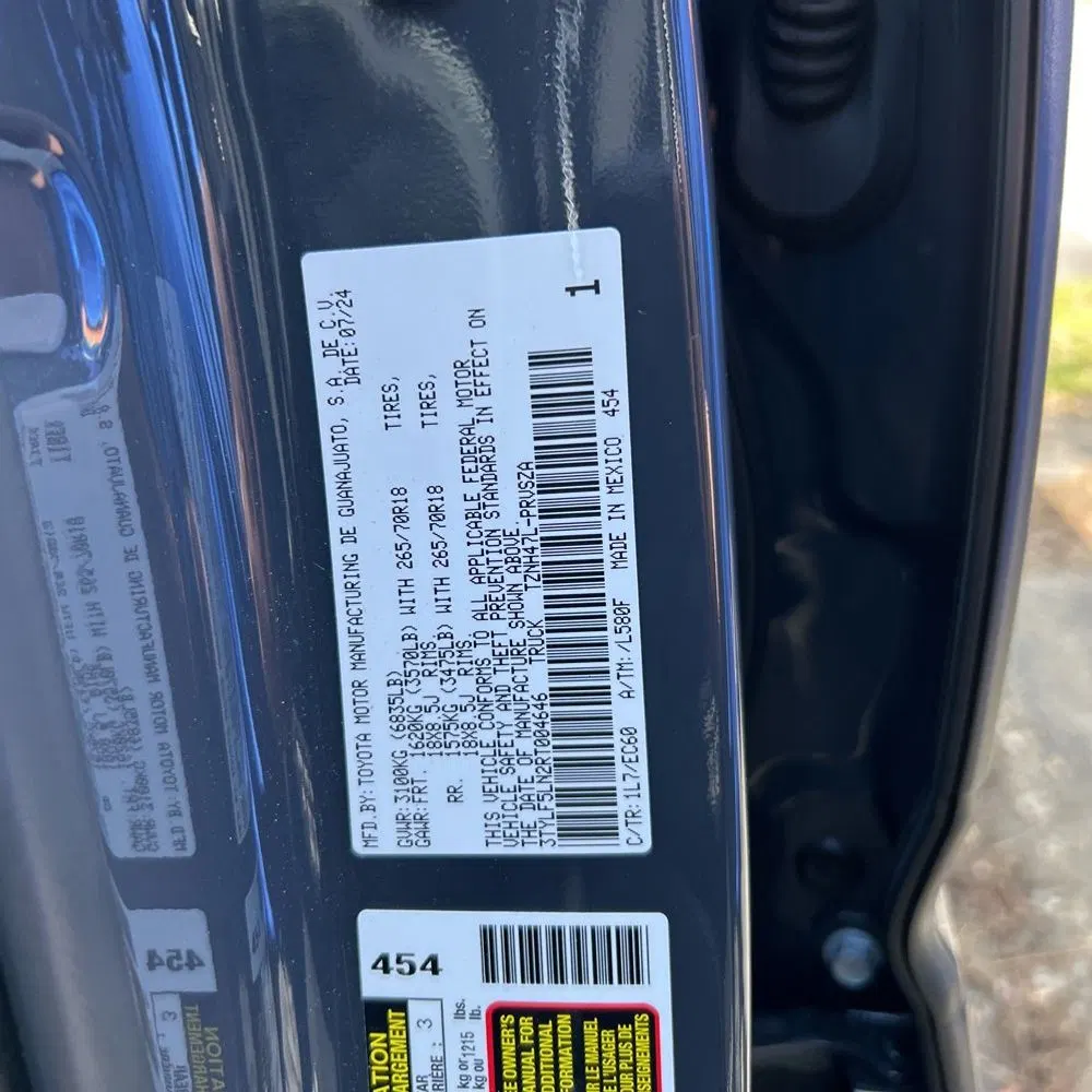 2024 Toyota Tacoma Trailhunter HV