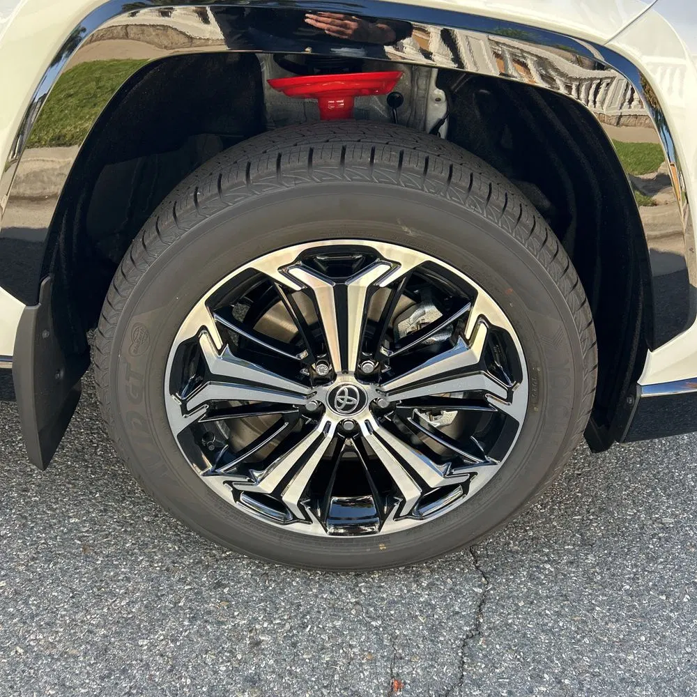 2025 Toyota RAV4 Plug-in Hybrid XSE