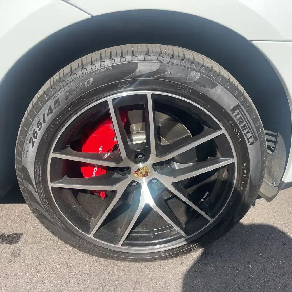 2023 Porsche Macan S