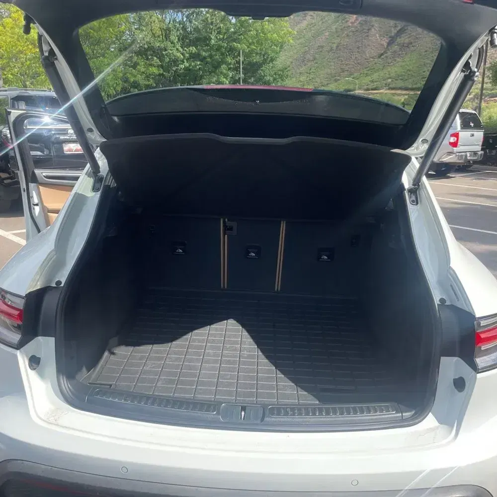 2023 Porsche Macan S