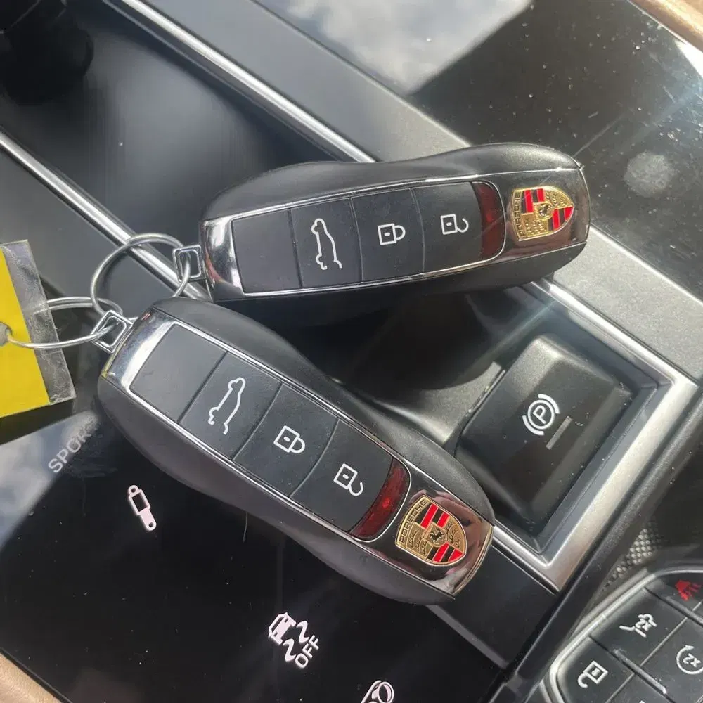 2023 Porsche Macan S