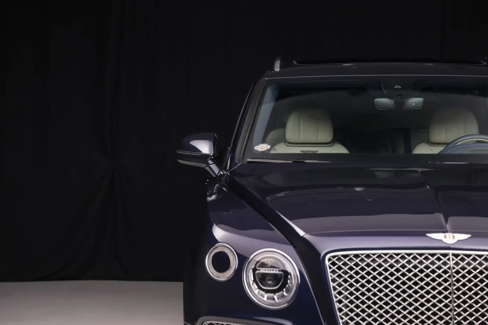 10k-Mile 2019 Bentley Bentayga V8