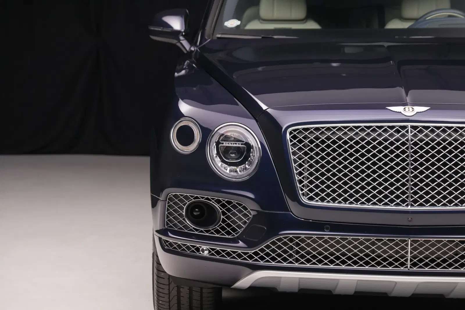 10k-Mile 2019 Bentley Bentayga V8