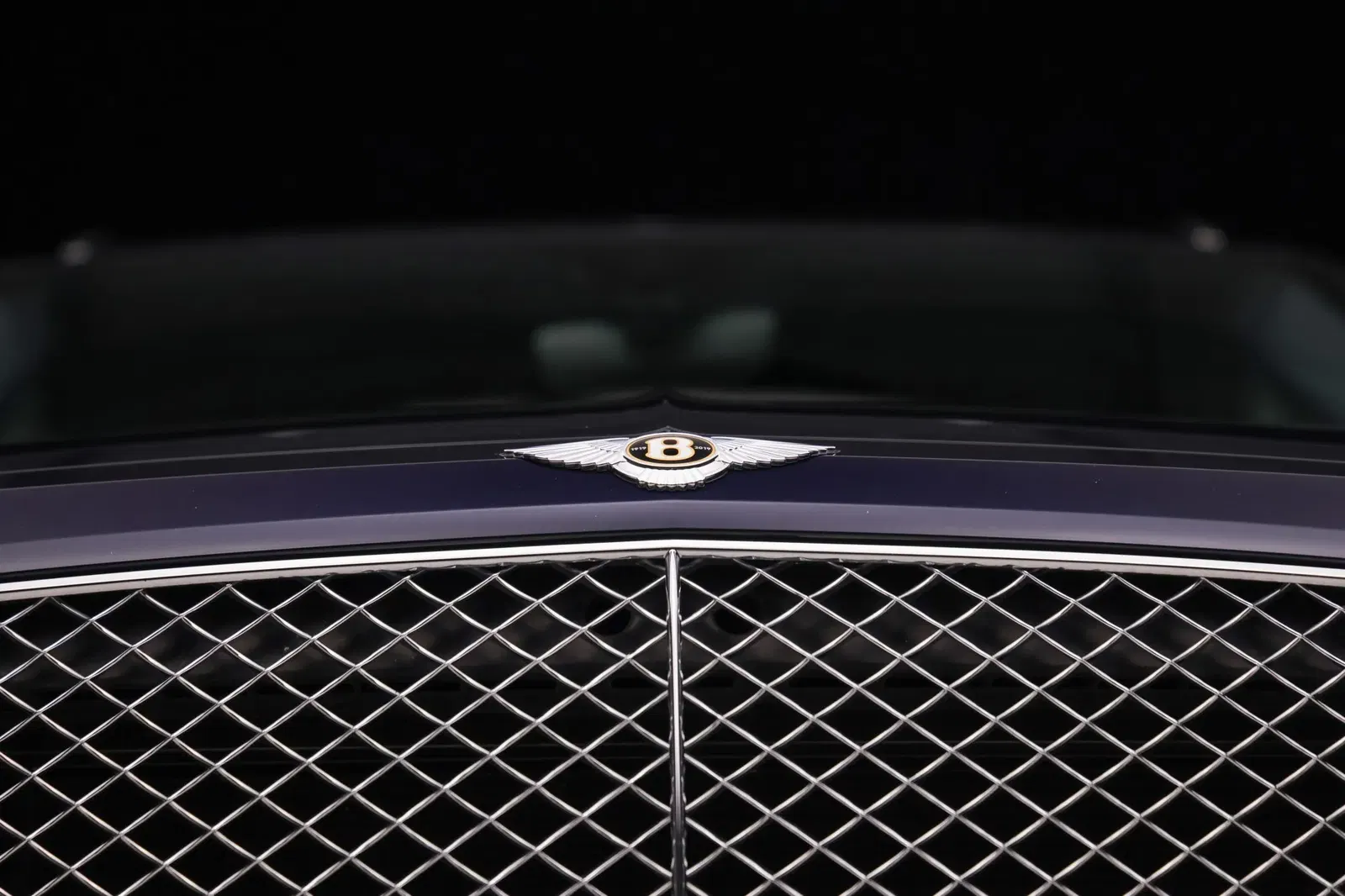 10k-Mile 2019 Bentley Bentayga V8