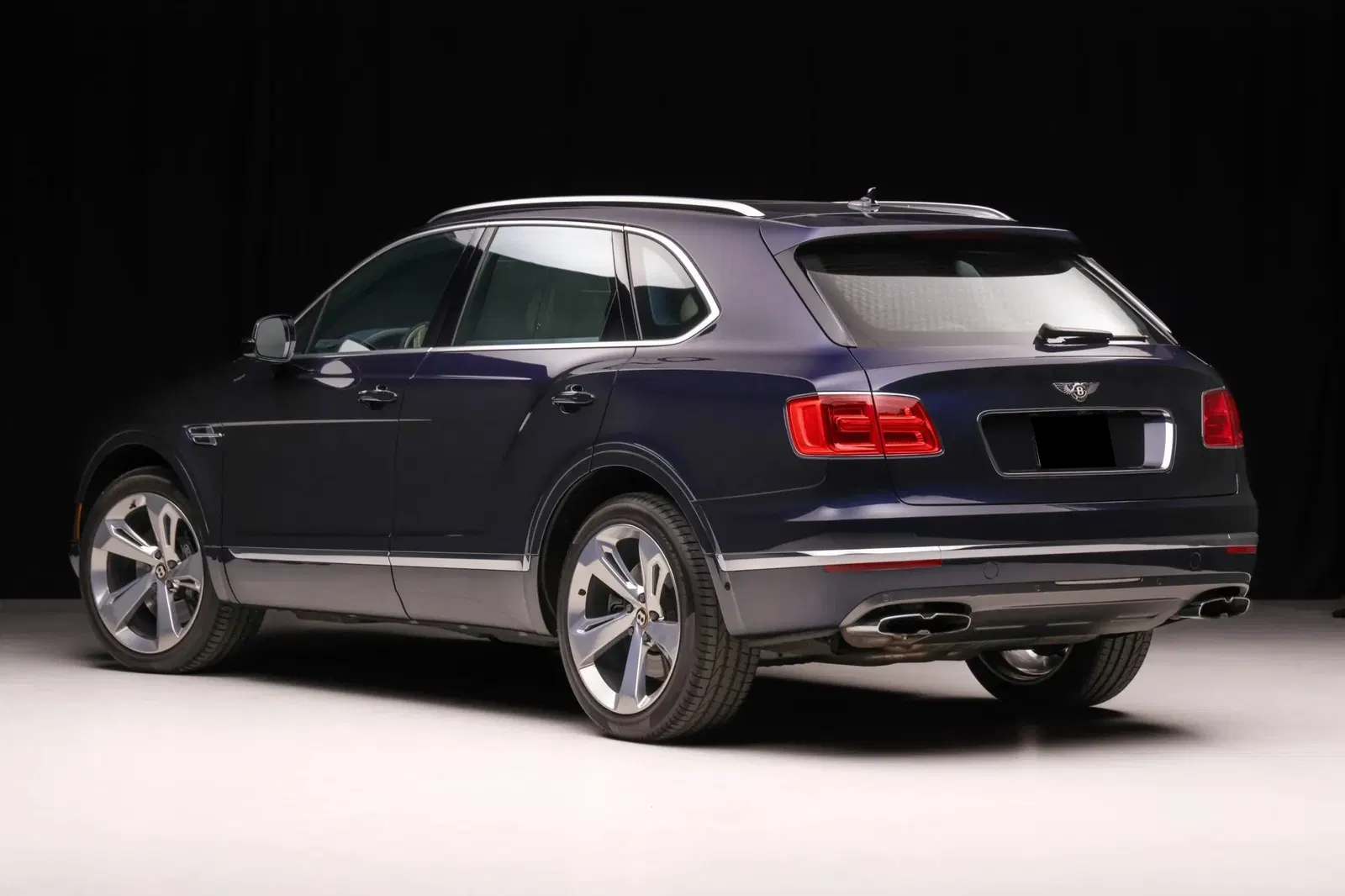 10k-Mile 2019 Bentley Bentayga V8
