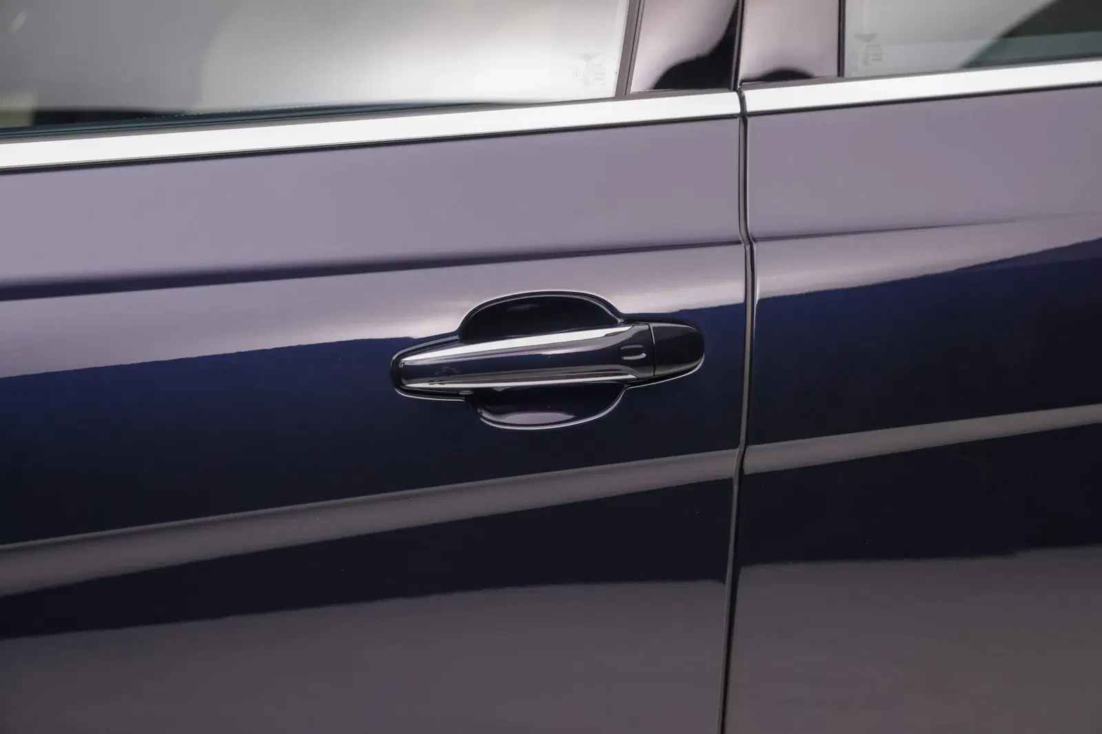 10k-Mile 2019 Bentley Bentayga V8