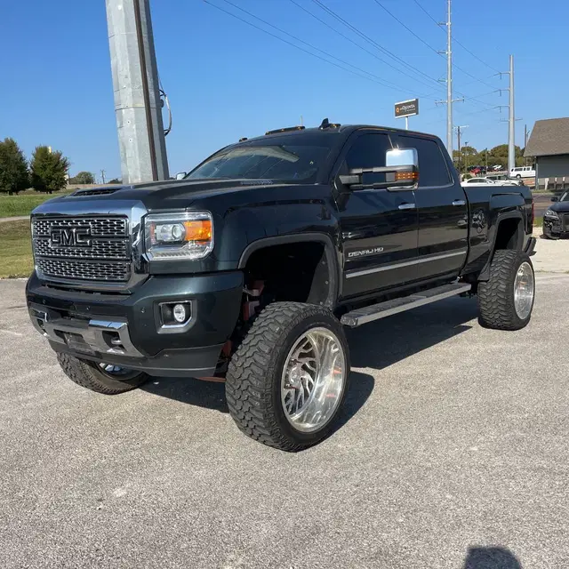 2018 GMC Sierra 2500HD Denali