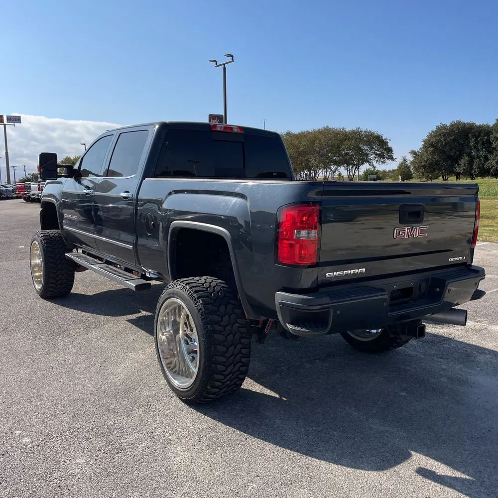 2018 GMC Sierra 2500HD Denali