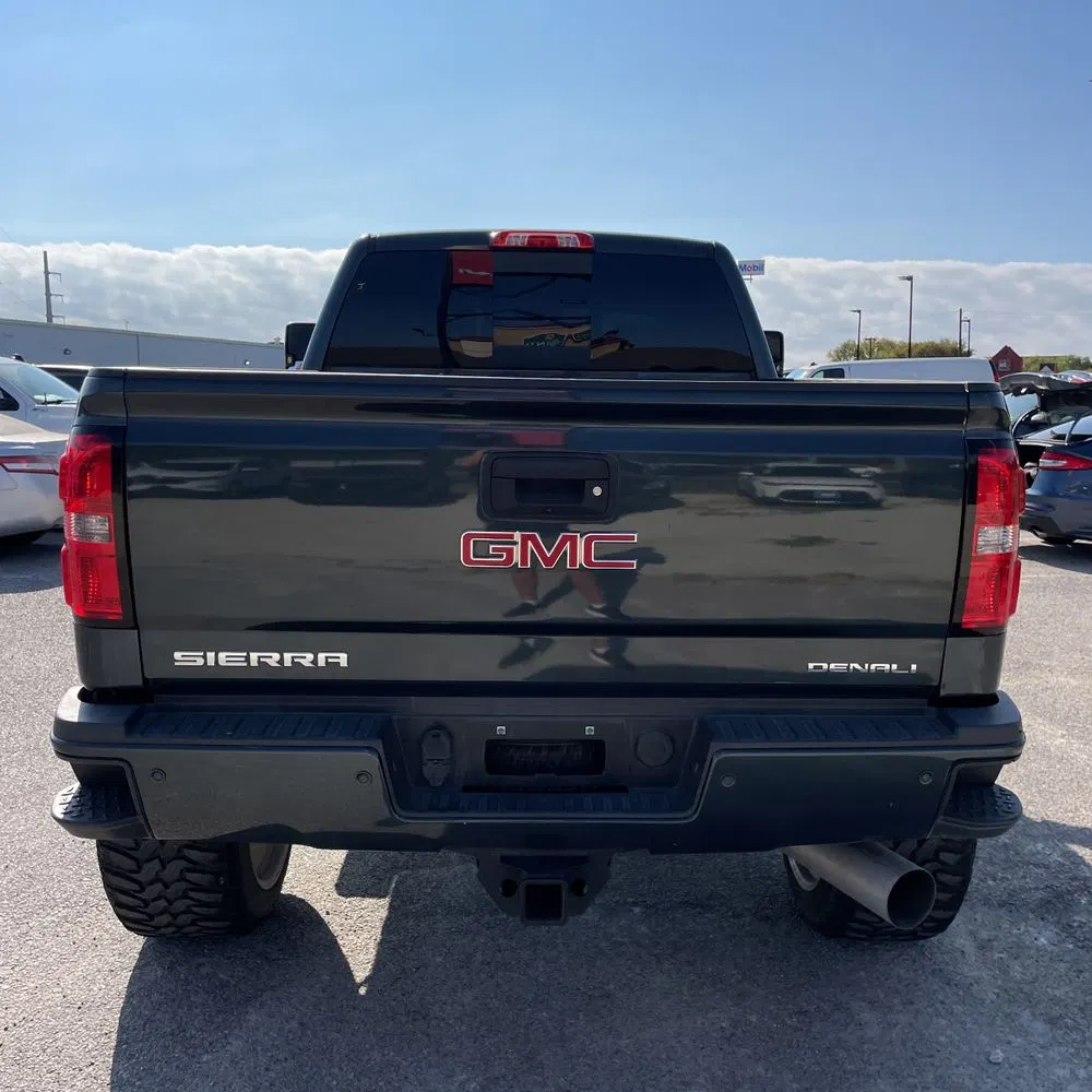 2018 GMC Sierra 2500HD Denali