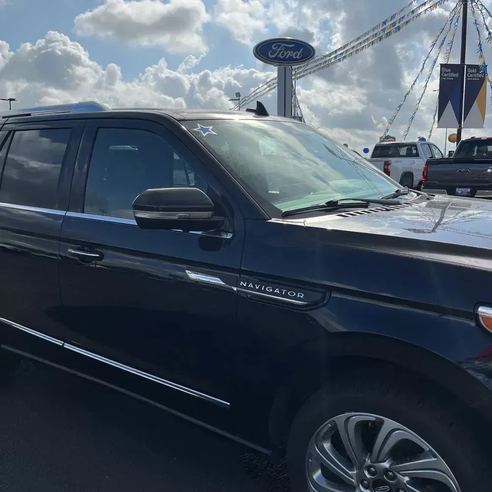 2024 Lincoln Navigator Premiere