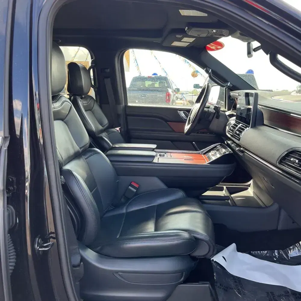 2024 Lincoln Navigator Premiere