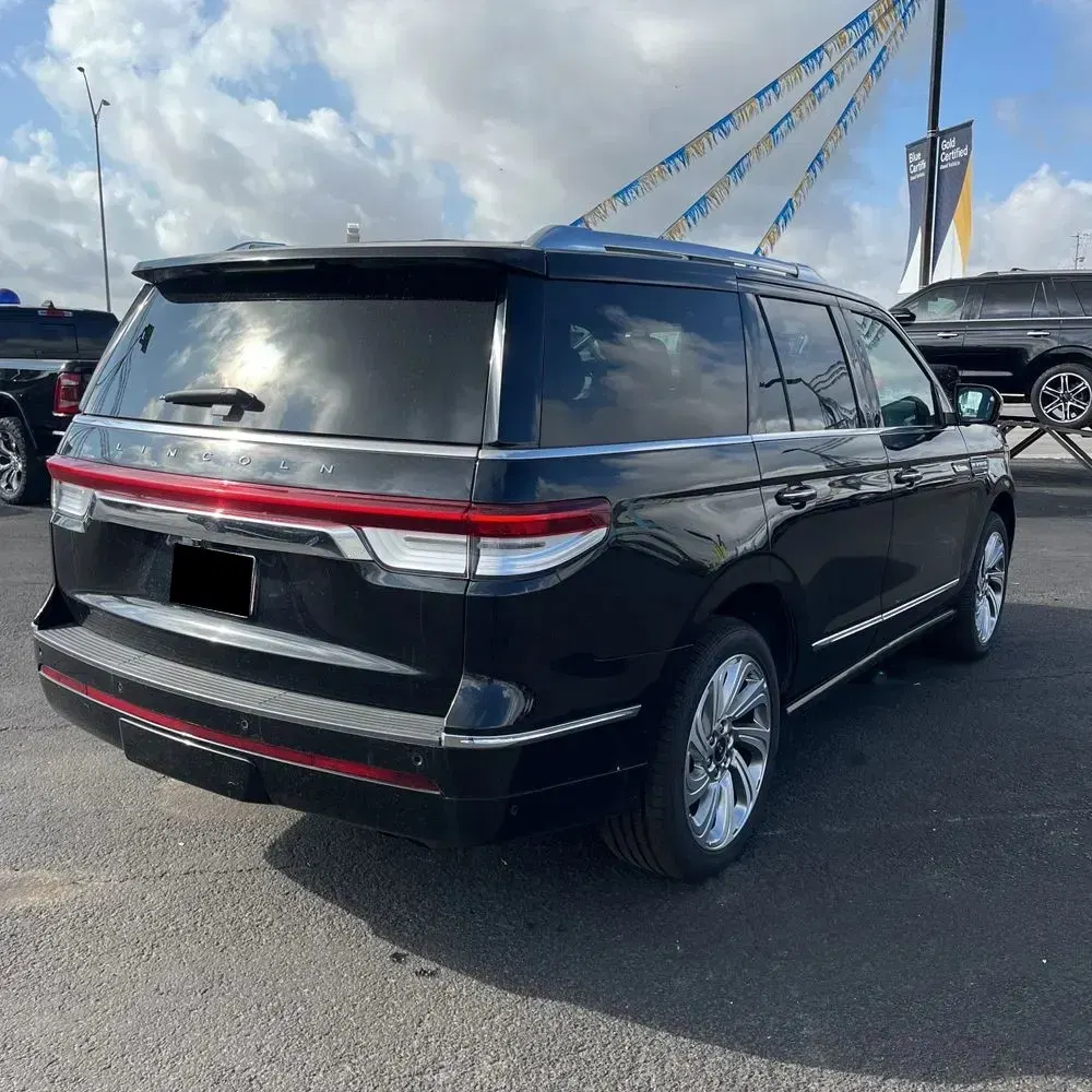 2024 Lincoln Navigator Premiere