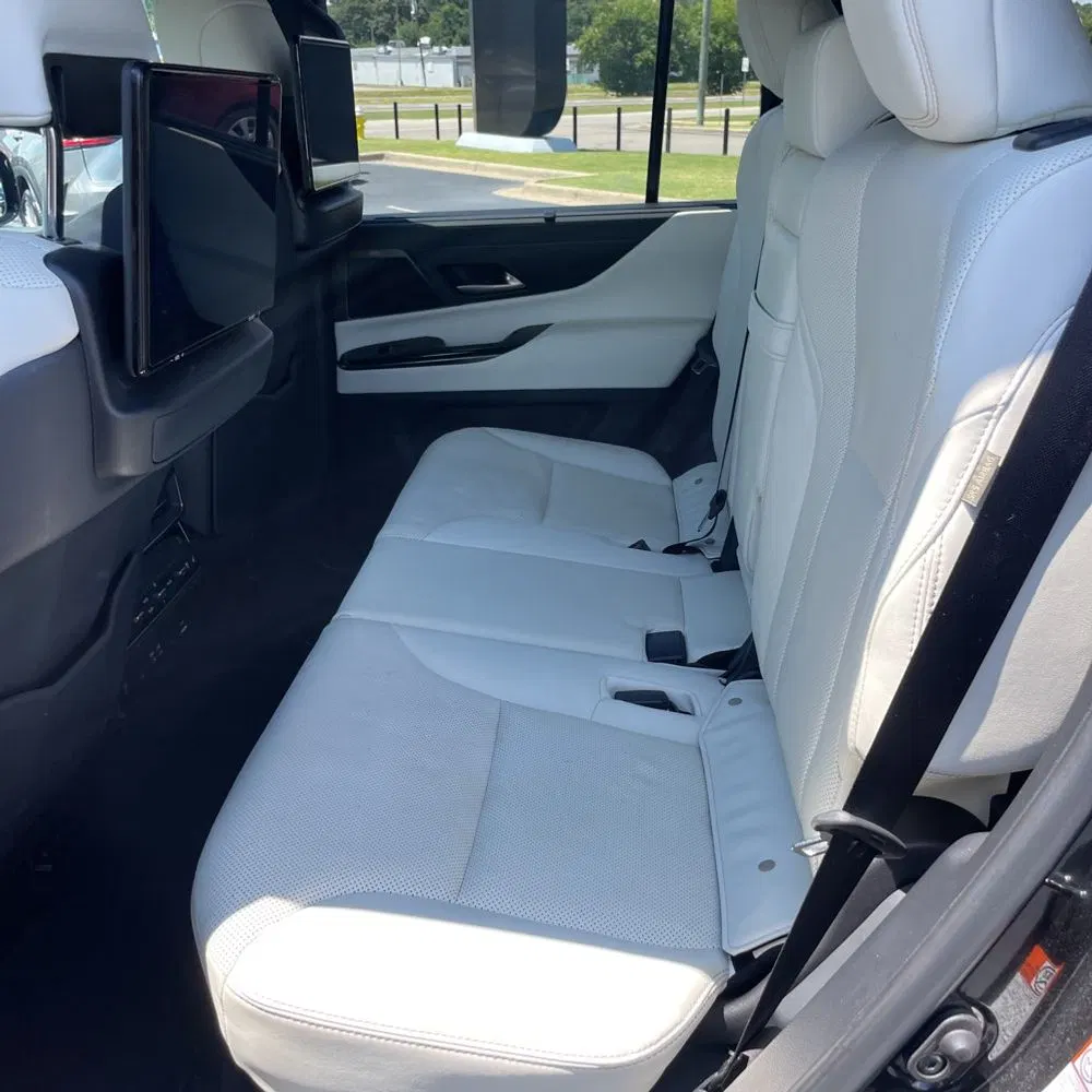 2022 Lexus LX 600 Luxury