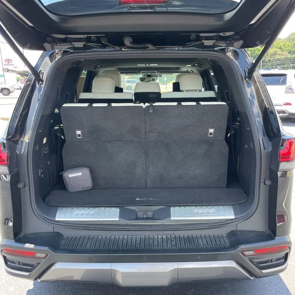 2022 Lexus LX 600 Luxury