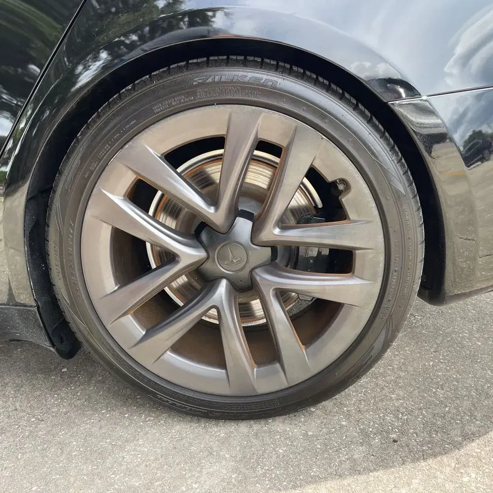 2021 Tesla Model S Plaid