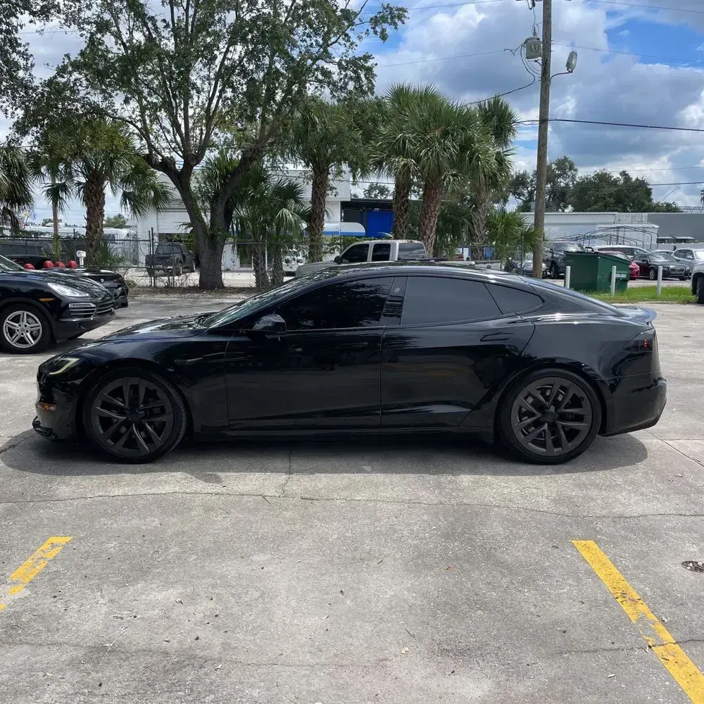 2021 Tesla Model S Plaid