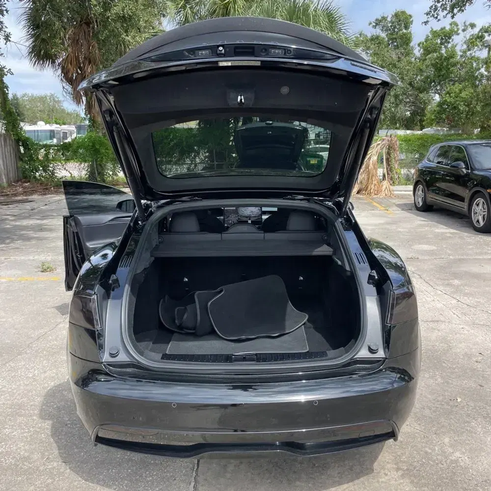 2021 Tesla Model S Plaid