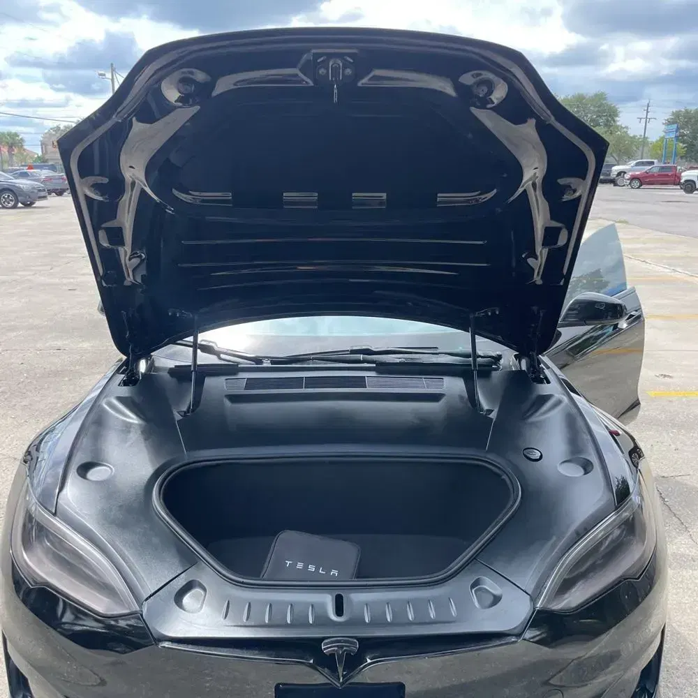 2021 Tesla Model S Plaid