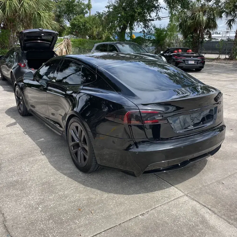 2021 Tesla Model S Plaid