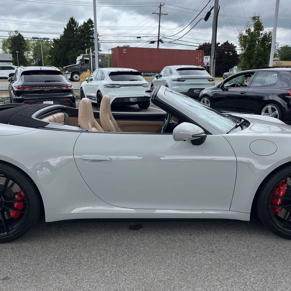2023 Porsche 911 Carrera GTS