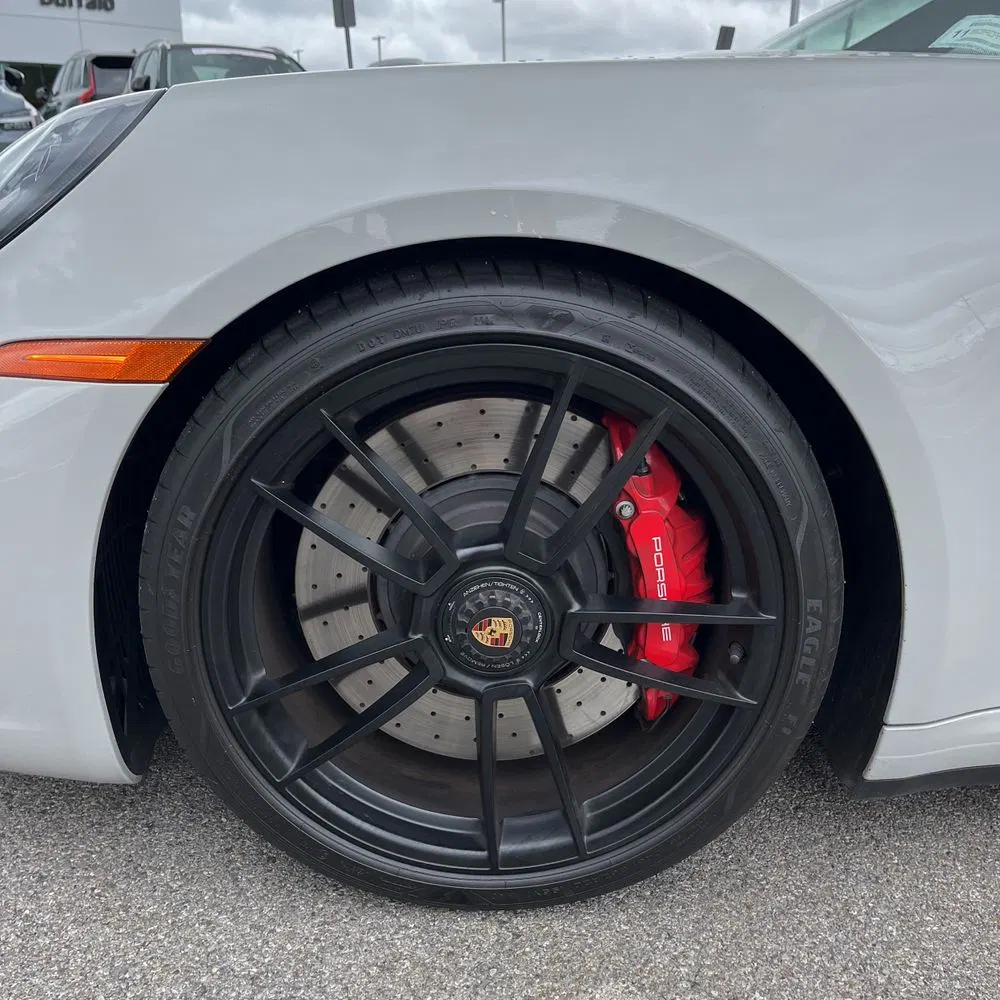 2023 Porsche 911 Carrera GTS