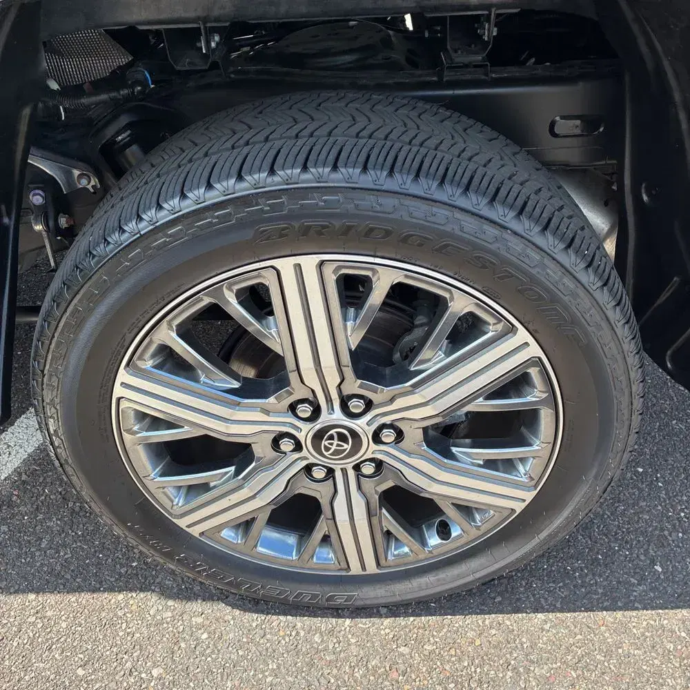 2024 Toyota Tundra Capstone HV