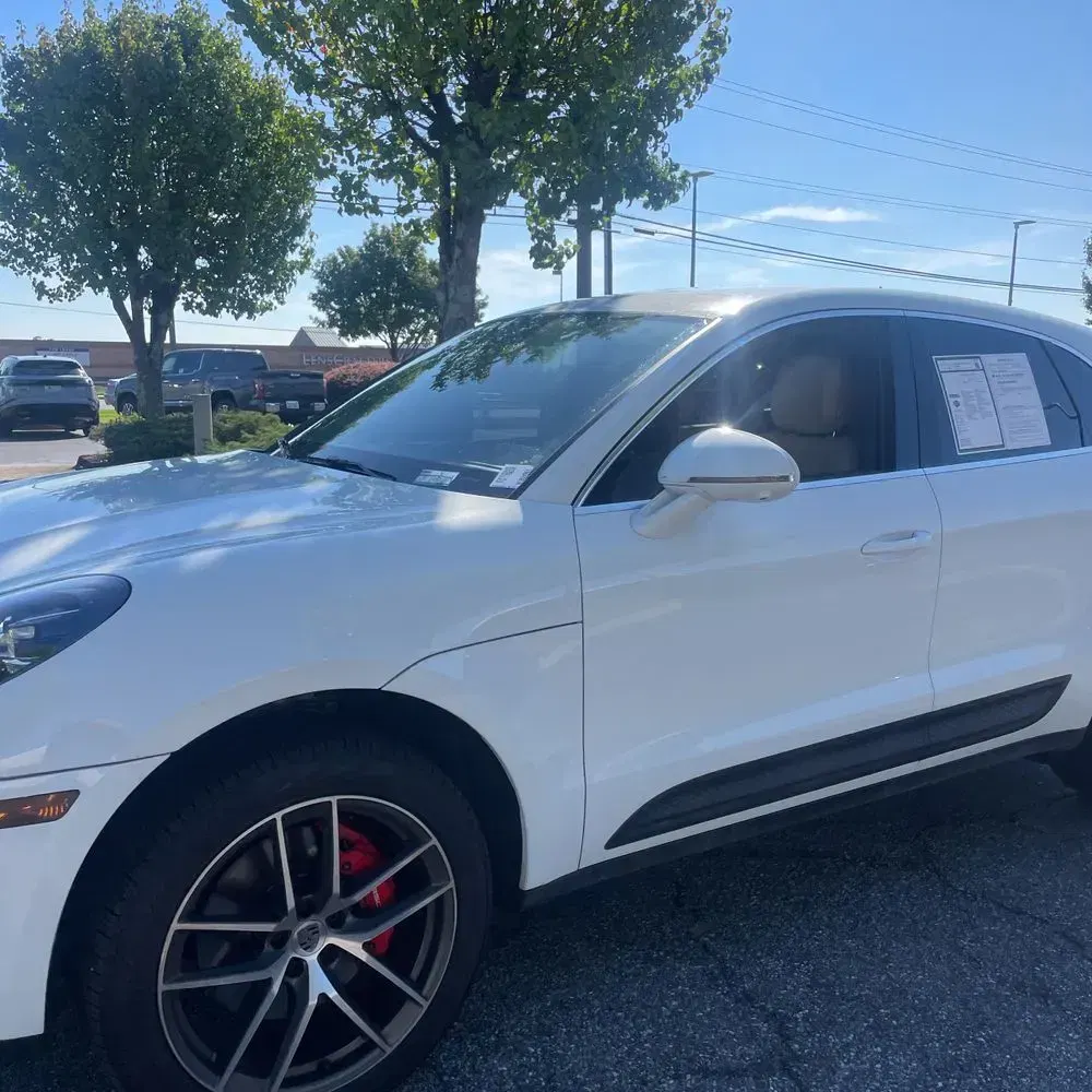 2022 Porsche Macan S