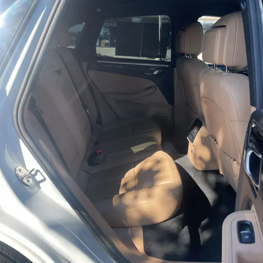 2022 Porsche Macan S